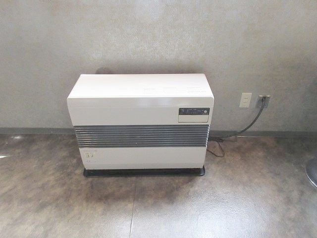 FF式灯油ストーブ