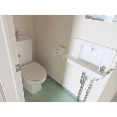 トイレは水洗