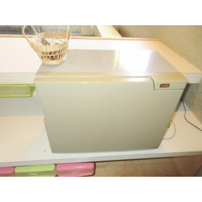 カウンター内のおしぼり器