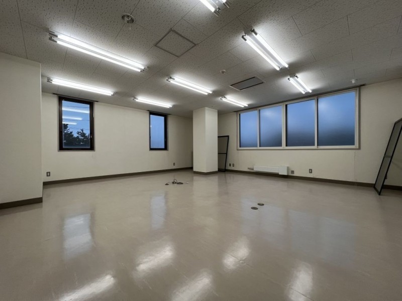 本間ビル