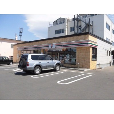 セブンイレブン弁天町