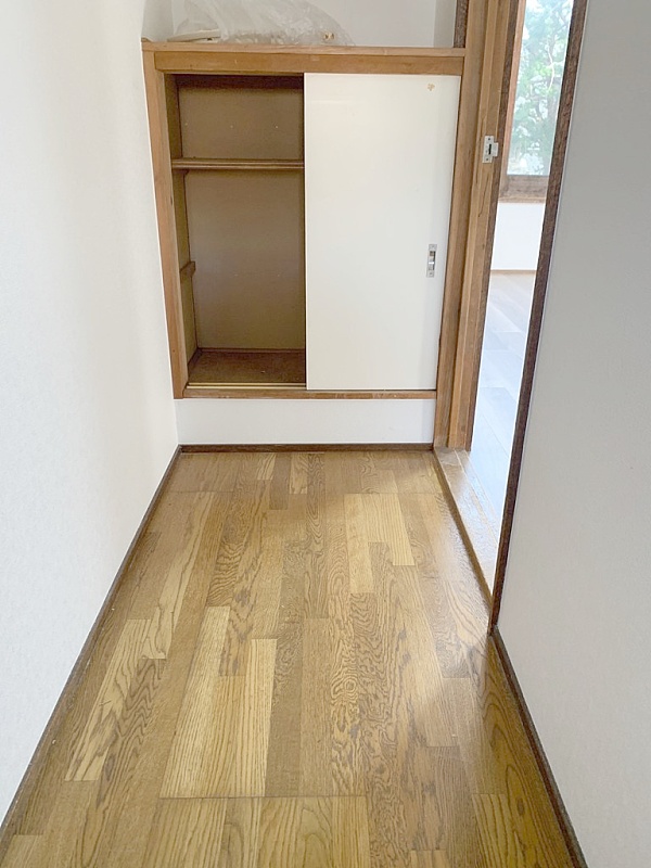 玄関備付けの下駄箱