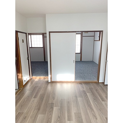 LDKから（6帖和室と5.25帖和室）への動線