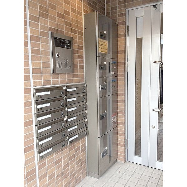 建物入口②