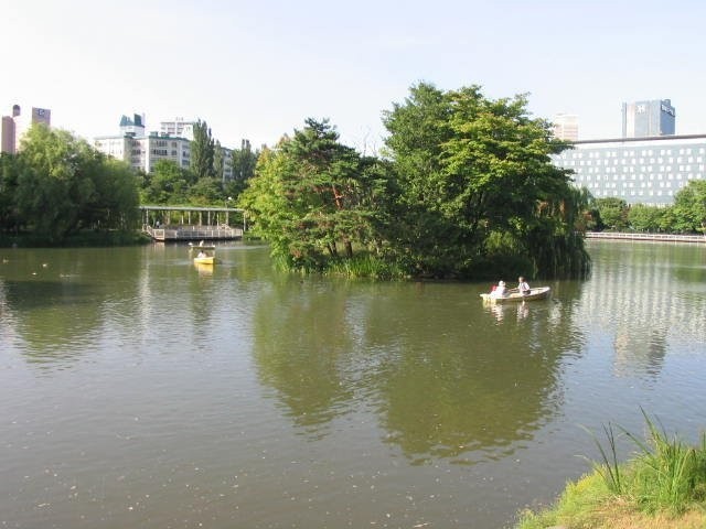 中島公園まで878m