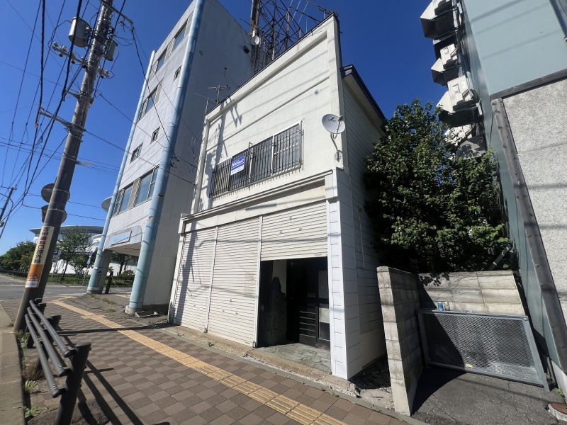 湯川貸店舗併用住宅