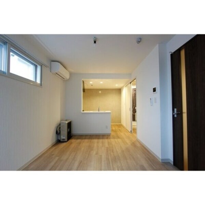 角部屋ならではの窓がある明るいLDK