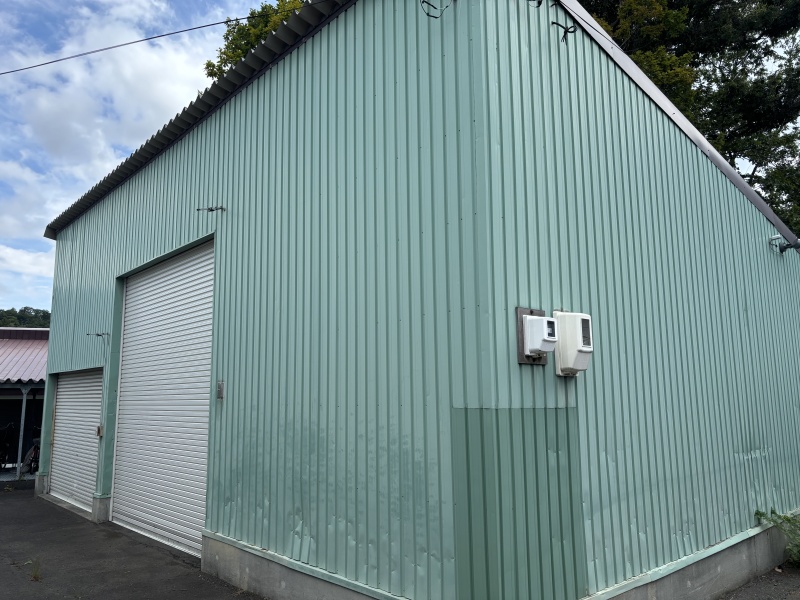 川沿12条貸倉庫