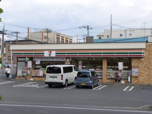 セブンイレブン小樽入船１丁目店まで281m