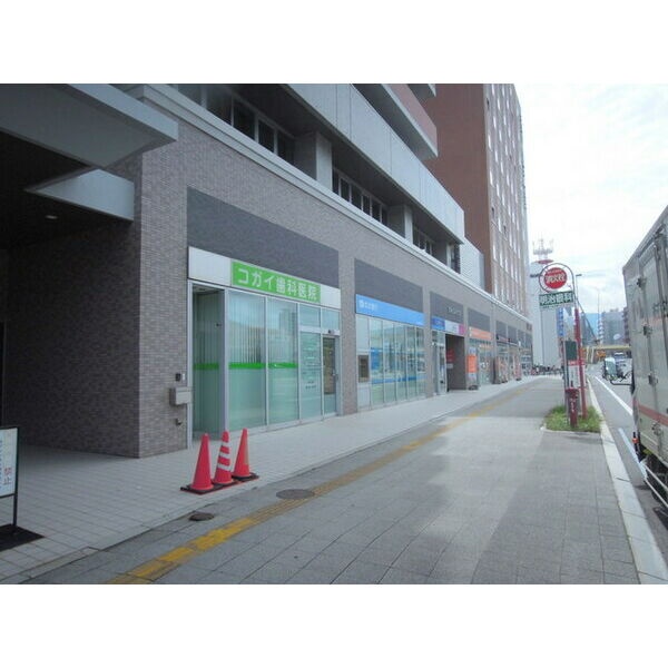周辺建物の外観（撮影時点の参考）