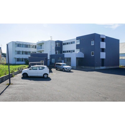 外装を大規模修繕したRC造の建物