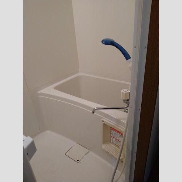 トイレと分かれた浴室