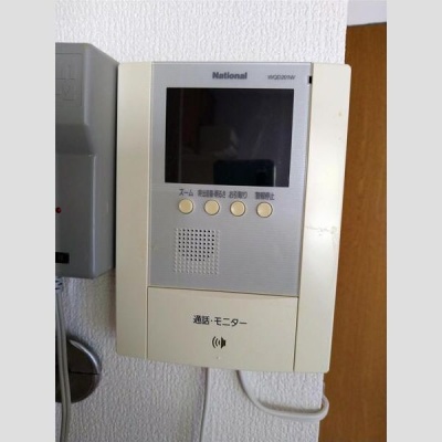 来訪者を確認できるモニターホン