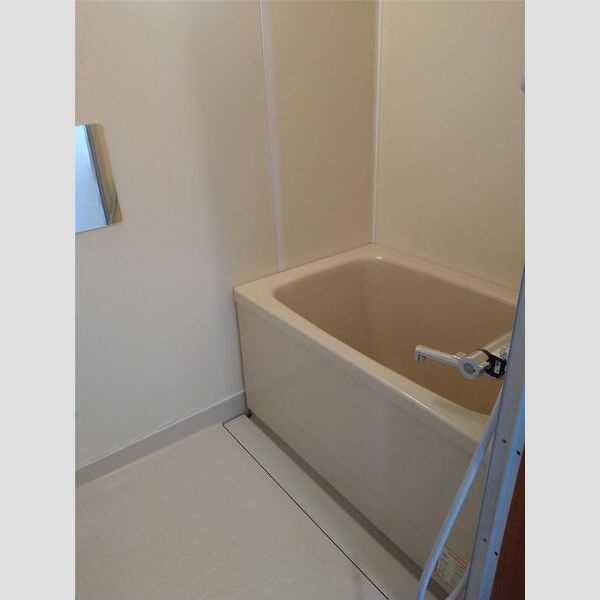 浴室とトイレは独立した間取り