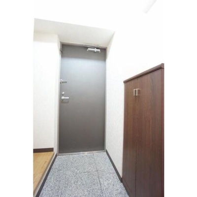 下駄箱付きの玄関