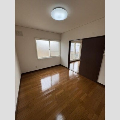 寝室や仕事部屋にも使える洋室