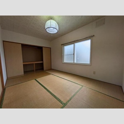 落ち着いた雰囲気の6帖和室
