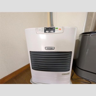 寒い季節にうれしい灯油暖房