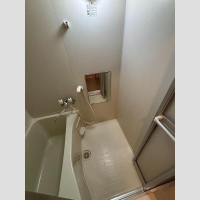 バス・トイレ別の浴室