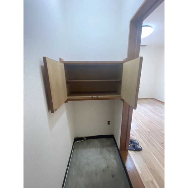 玄関シューズ収納