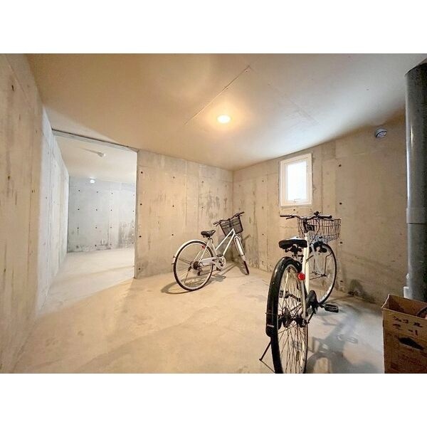 屋内駐輪場