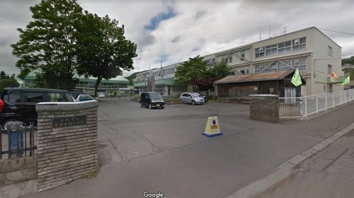 札幌市立 手稲中央小学校まで1600m