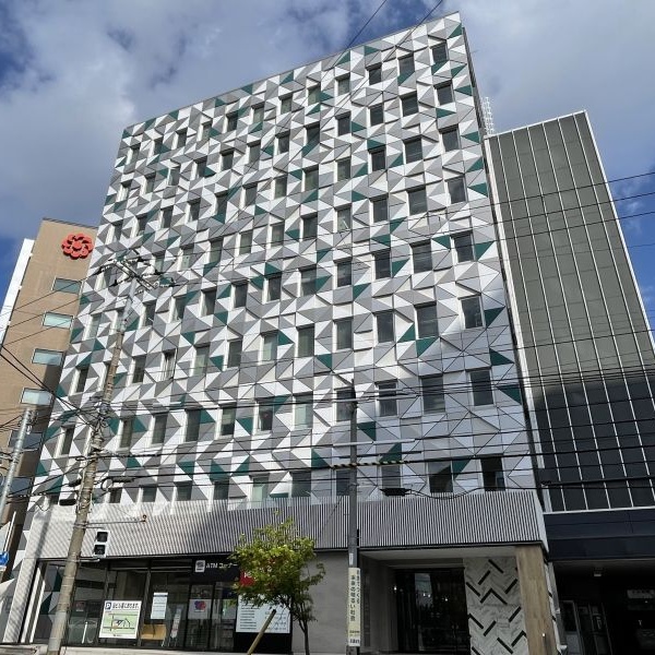 プライム函館WEST