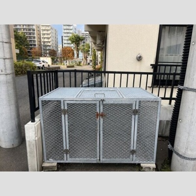 屋外のごみ置場