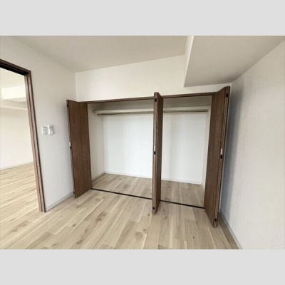 洋室のクローゼット