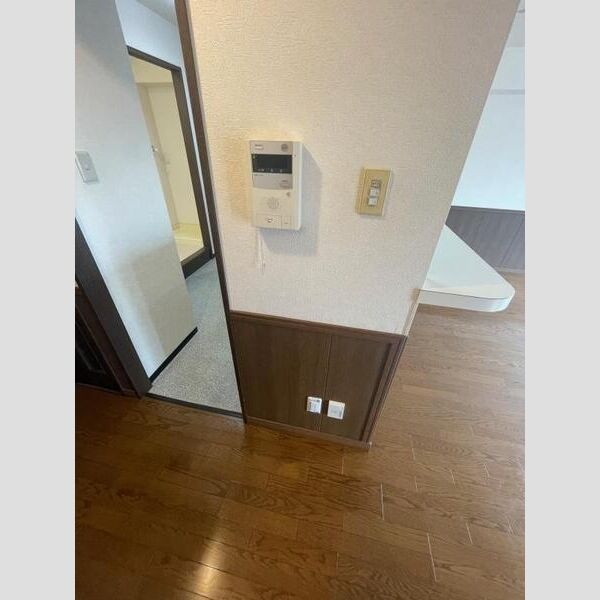募集元参考写真：室内インターホン