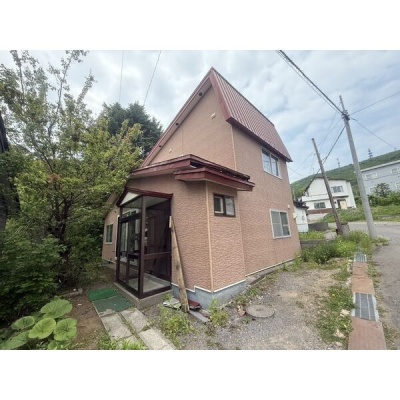 赤岩2丁目の木造2階建て戸建