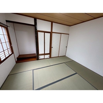 押入を備えた和室