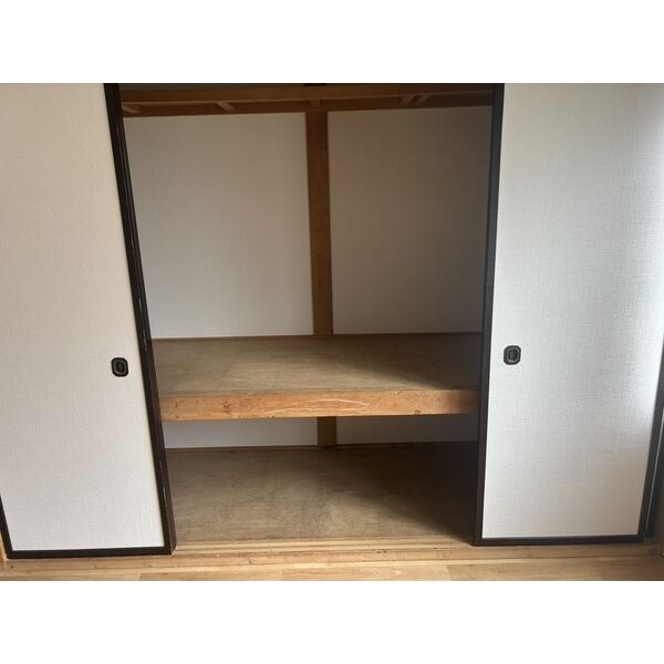 押入収納