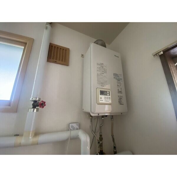 ガス給湯器
