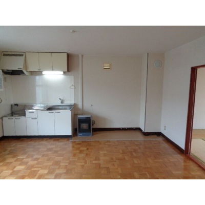LDK11.75帖・キッチン側