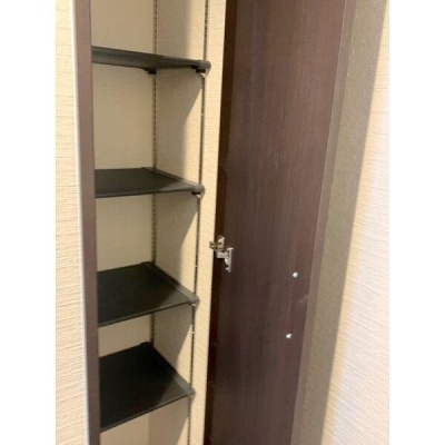 下駄箱の内部（室内参考）