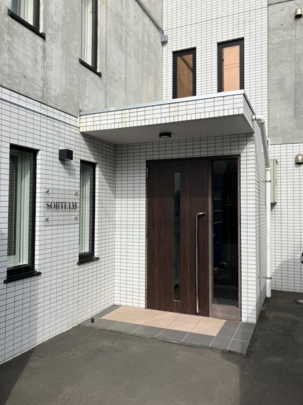 共用エントランス