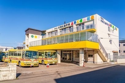 西野札幌幼稚園まで680m