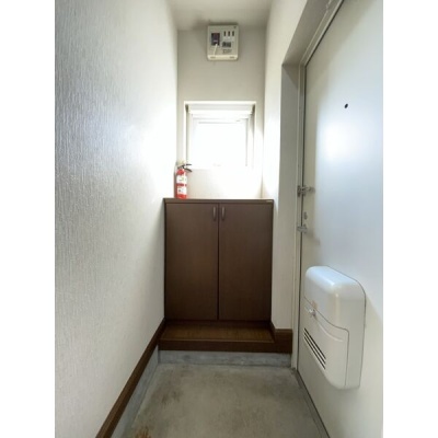 シューズボックスのある玄関