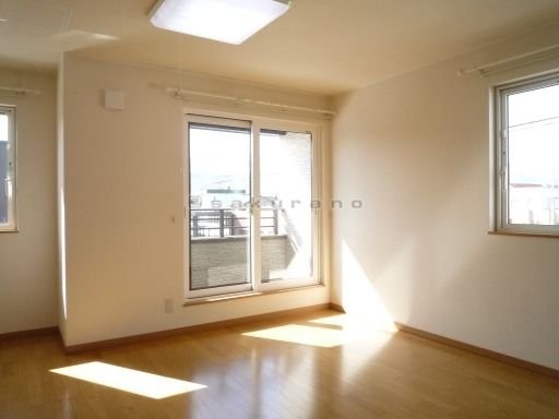 ※写真は同建物・反転タイプ。