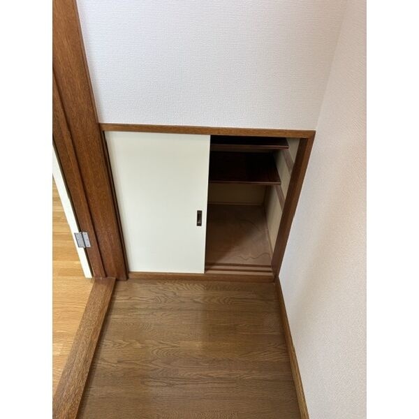 玄関と下足収納