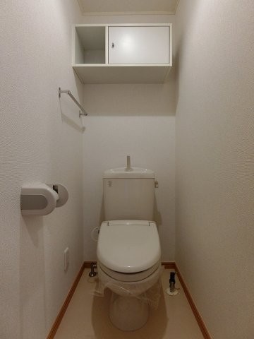 シンプルで使いやすいトイレです