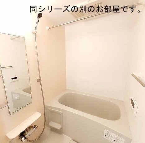 日々の疲れを癒すお風呂付です