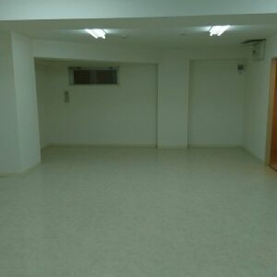 店内・窓側