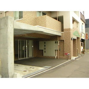店舗入口まわり