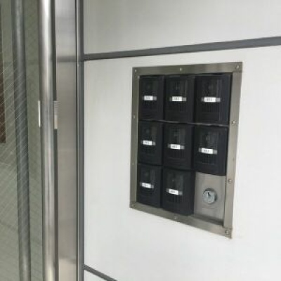 共用エントランスのオートロック操作盤