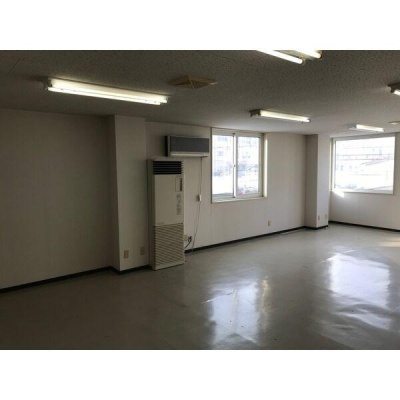 室内の別角度。エアコンの配置をご確認ください。
