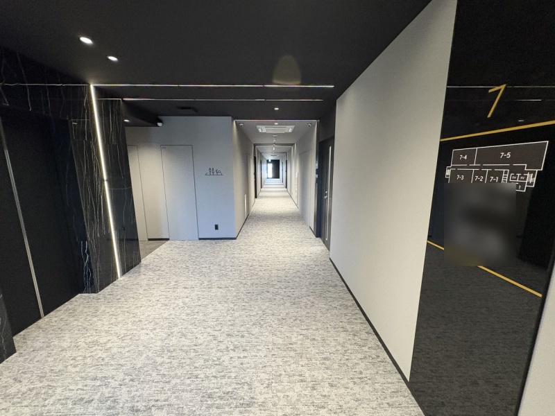 7階エレベーターホール