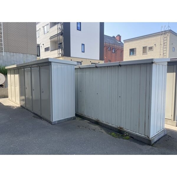 屋外物置