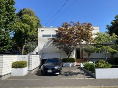 西町南21丁目　戸建て